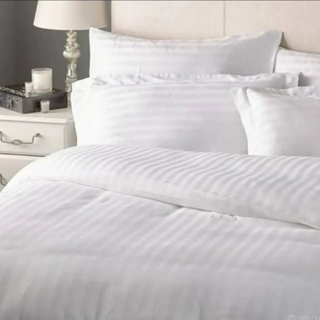 Luxury Cotton Pillow – 100% Cotton Sateen, 300 Thread Count, Hollow Fiber Filling – Soft, Supportive & Breathable – White, Hotel-Quality