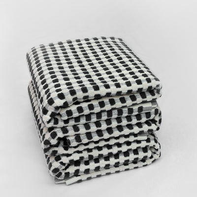 Standard Black Cotton Bath Towel 70x140 cm | BT03