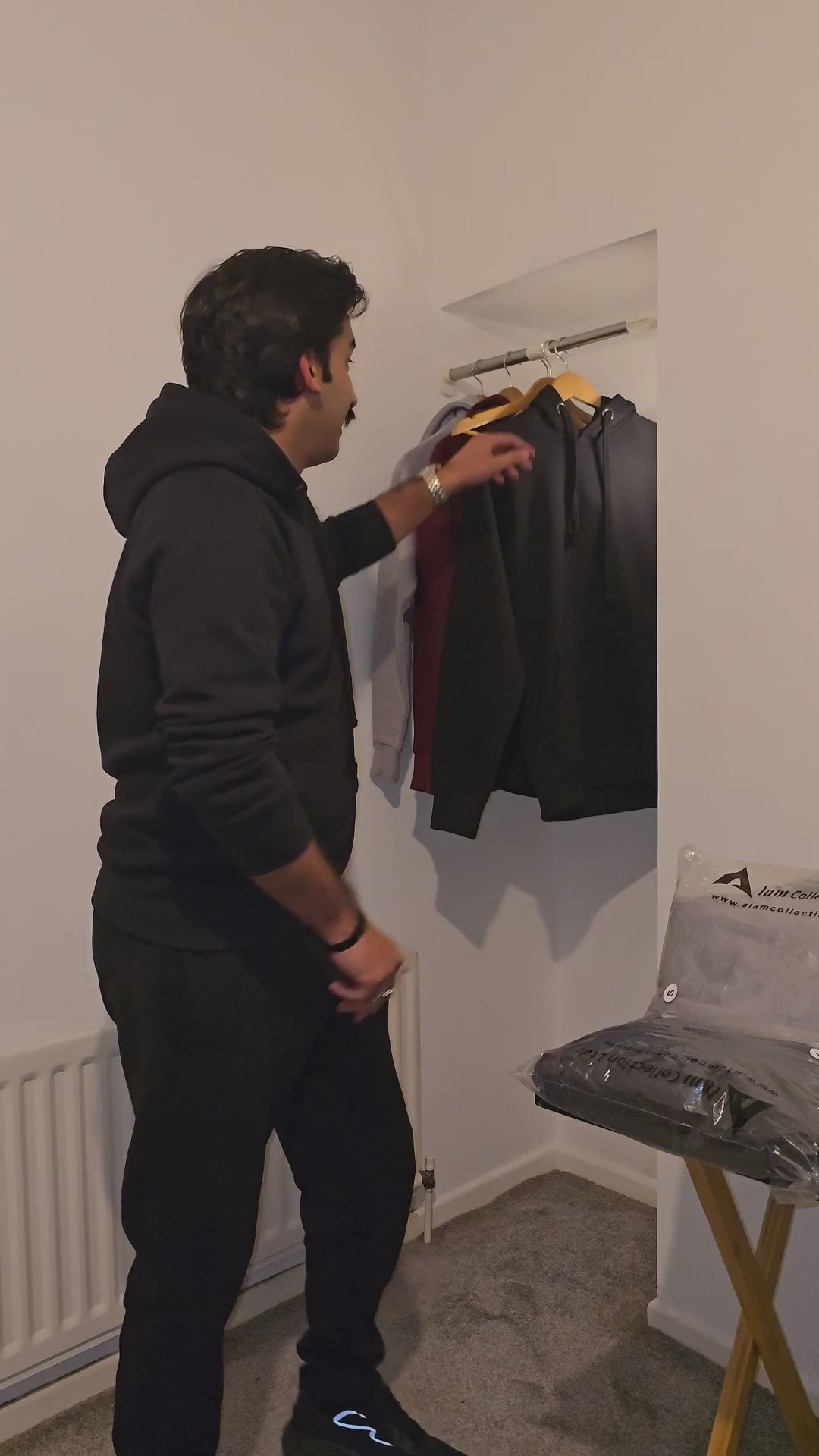 Black Hoodie 300+ GSM Fleece Pullover – Heavyweight Winter Wear | AlamCollection